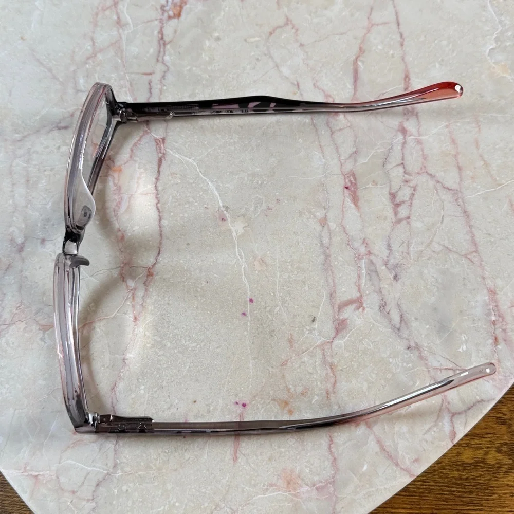 Stylish Tortoiseshell Prescription Eyeglasses